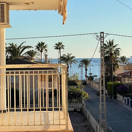 Amplio Apartamento Junto Al Mar Calabardina Exterior foto