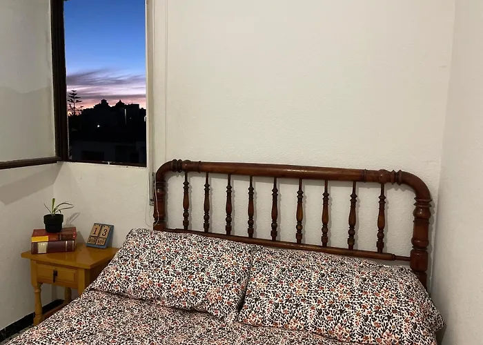 Amplio Apartamento Junto Al Mar