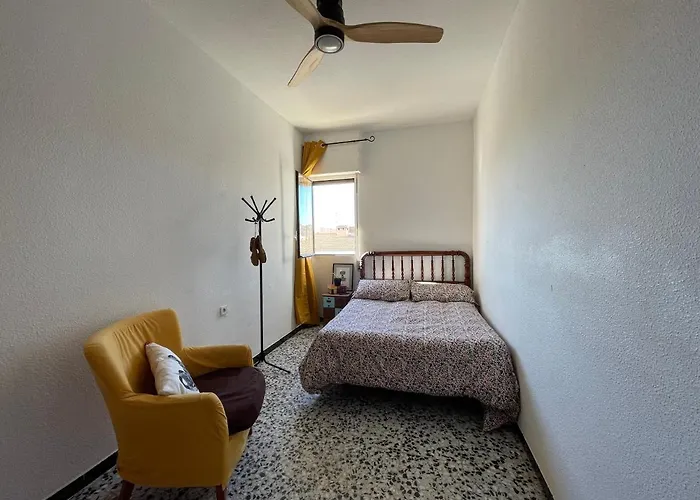 Amplio Apartamento Junto Al Mar