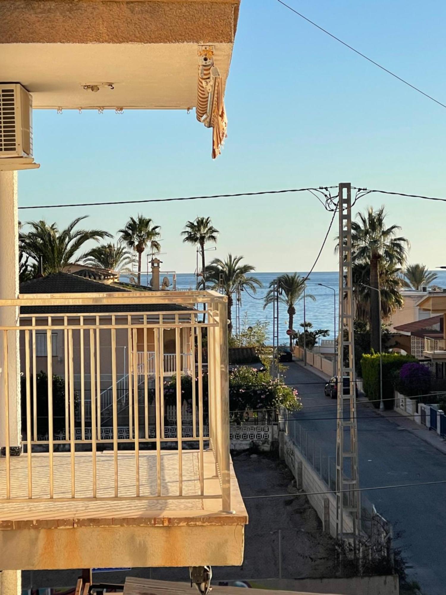 Amplio Junto Al Mar Calabardina